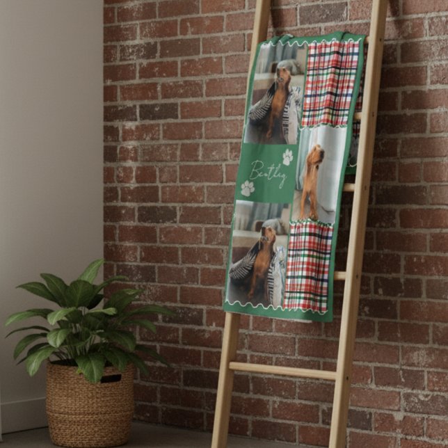 Fäst Rand-bläckpatronen fyra fotorutnät Fleecefilt (Cozy up with this Plaid Stripe Squiggle Pet Four Photo Grid Fleece Blanket!)