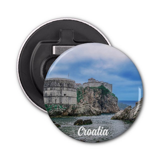 Fästmurar, klippt kusten och hav i Kroatien Flasköppnare (Framsidan)