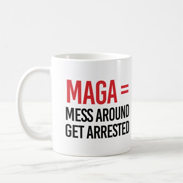 Fåstra sig, gripas kaffemugg (Vänster)