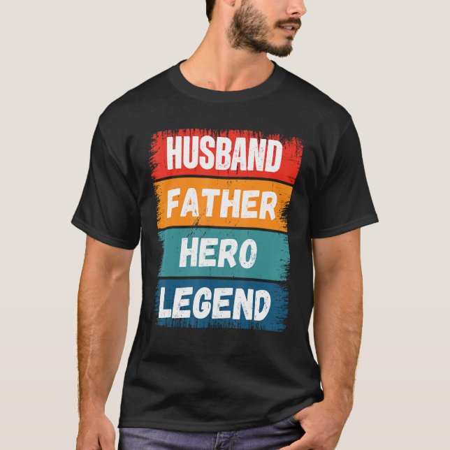 Father Husband HERO Legend Proud Dad  Retro Papa T Shirt (Framsida)