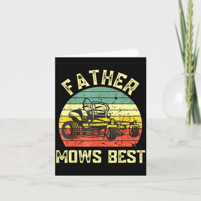 Father Mows Funny Fathers Day Dad Jokes Lawn Mowin Kort (Framsida)