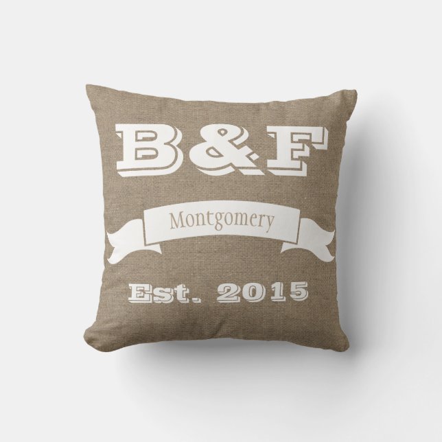 Faux Burlap Couples Monogram och Hearts Pillow Kudde (Framsida)