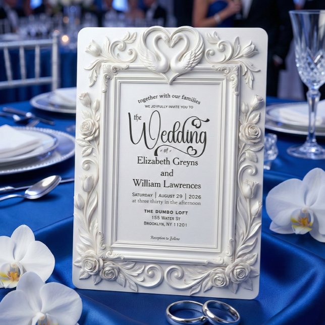 Faux Embossed Swans & Roses Fairytale Wedding Inbjudningar (Skapare uppladdad)