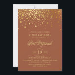 Faux Gold Foil Confetti Terracotta Bat mitzvah Inbjudningar<br><div class="desc">Inbjudan familj och vänner till din dotters Bat mitzvah med elegantens inbjudan guld och terracotta. Den har faux guld konetti-punkter och ett elegant-skript. Anpassa genom att lägga till information om namn,  datum,  tid,  plats och andra händelser. Matchande objekt är tillgängliga.</div>