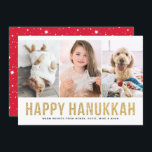 Faux Guld Glitter Photo Collage Lycklig Hanukkah Julkort<br><div class="desc">Sprid helgdag cheer med lite snyggt multifotokort med gnistra helgdag. Hanukkah-kortet har faux guld glitter modern typografi med tre fotokollage. Andra färg finns tillgängliga. Observera att det inte finns någon riktig glitter i slutprodukten.</div>