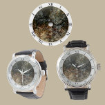 Faux Nephrite Jade Classic Armbandsur<br><div class="desc">I skuggor av mörk grått,  grönt,  brun och gult kommer denna faux nephrite jade watch ansikte att se slående ut i valfri klocka stil. Det är naturligt vackert med sina flerfärgade örtoner. Som företrädare för harmoni och balans,  skydd och lycka till har sylten använts i århundraden.</div>