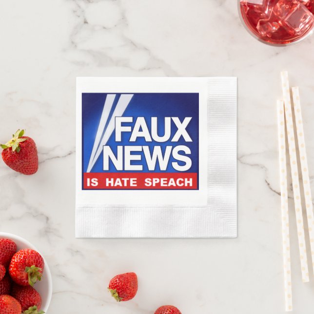Faux News Pappersservett (Insitu)