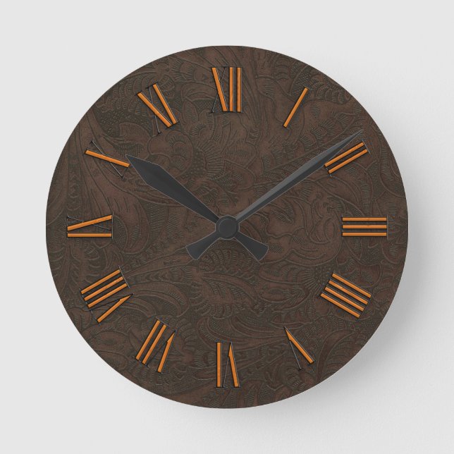 Faux tooled, Carved Leather & Copper-look Numerals Rund Klocka (Framsida)