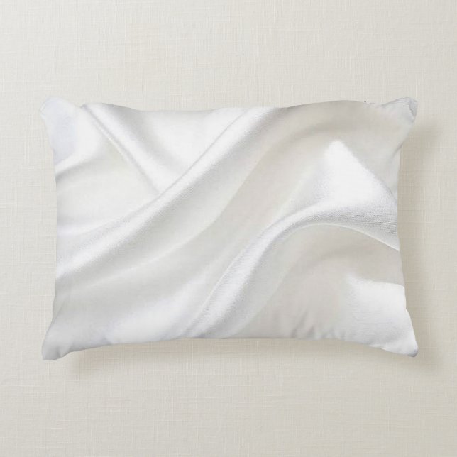 Faux White Satin accent Pillow Prydnadskudde (Framsidan)