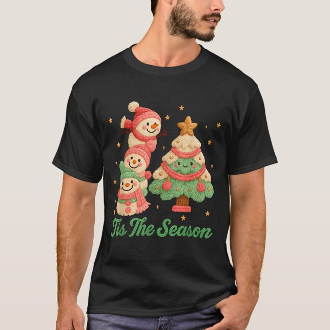 Faux Yarn Crochet Snowman And Christmas Tree  T Shirt (Framsida)