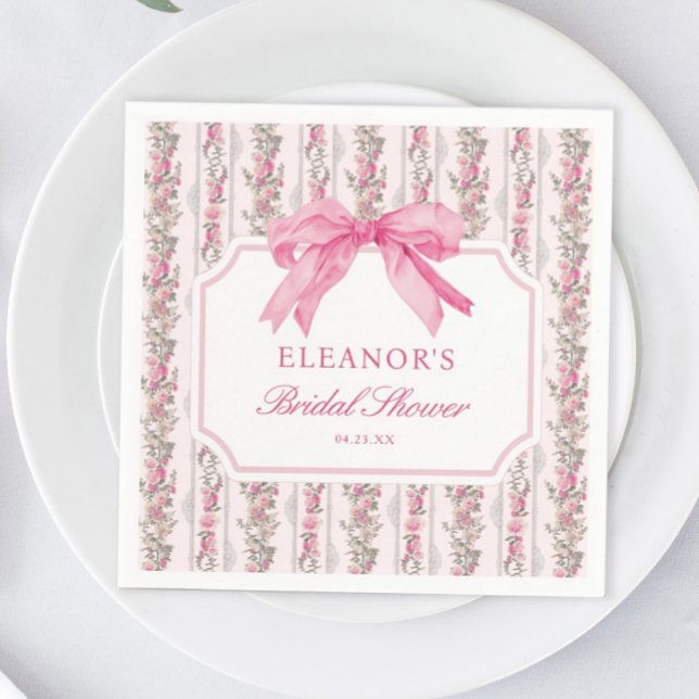 Favorer för bröllopsfest med rosa band och kärleks pappersservett (Skapare uppladdad)