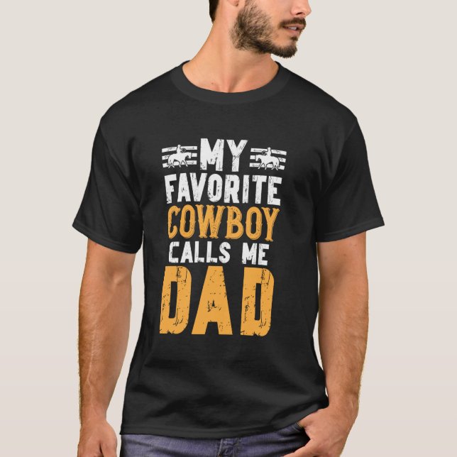 Favorite Cowboy kallar mig Pappa Rodeo Pappa i en  T Shirt (Framsida)
