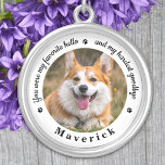 Favorite Hej Hardest Adjö Pet Hund Memorial Silverpläterat Halsband<br><div class="desc">Ät din bästa vän med en anpassningsbar foto med ett minneskort. Denna unika minnesstund är perfektens gåva till dig själv, familj eller vänner för att betala hyllning till din älskade. Det här unika hund för minneshalsband har en enkel svartvit design med dekorativa skript. Citat: "Du var min favorithej och mitt...</div>