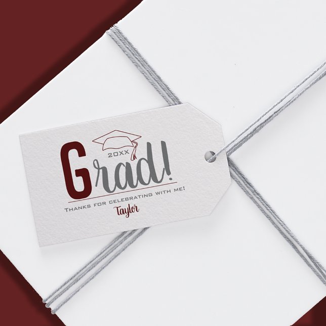 Favoriter för Maron- och Grått-Studentmössa Presentetikett (Maroon and Gray Graduation Cap Party Favor Gift Tags)