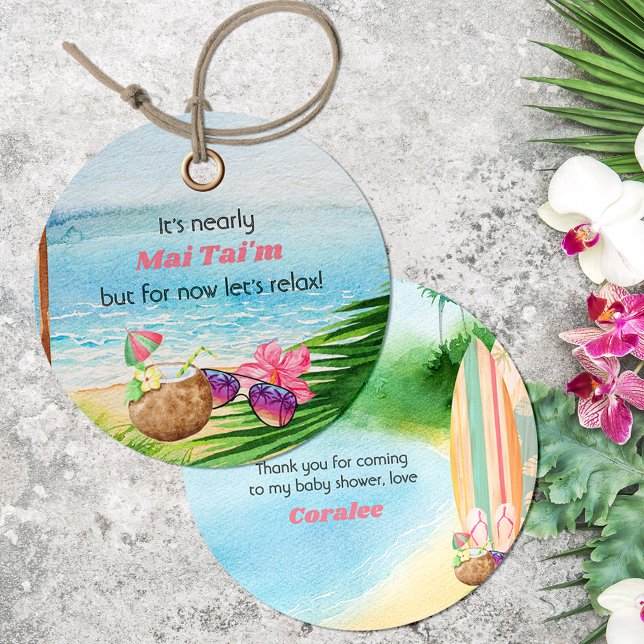 Favoritmärkningar för Luau Summer Beach Roligt Bab Gåvor Etiketter (Fun thank you tags  with Watercolor beach scene and surfboards from my Surfing Collection)