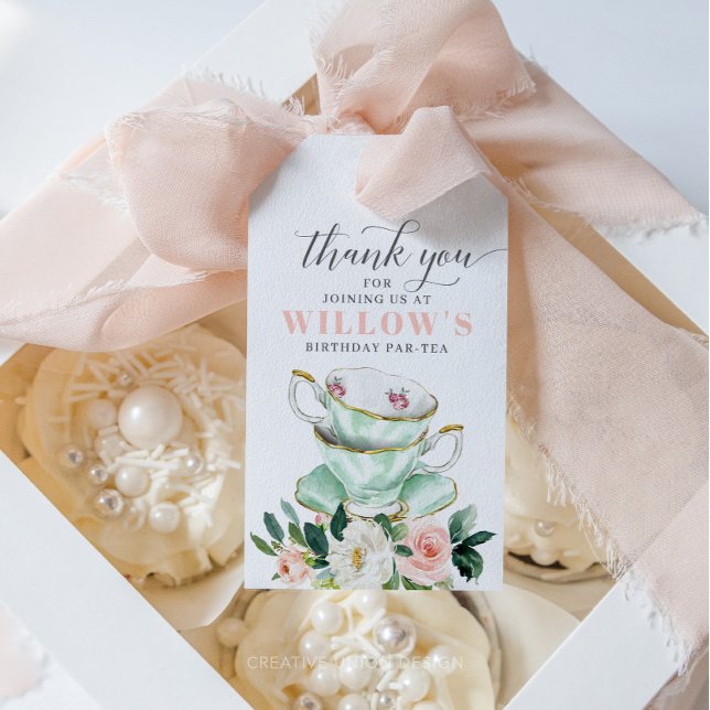 Favoritpartigrupp för Födelsedagsfest av flickor M Presentetikett (Skapare uppladdad)