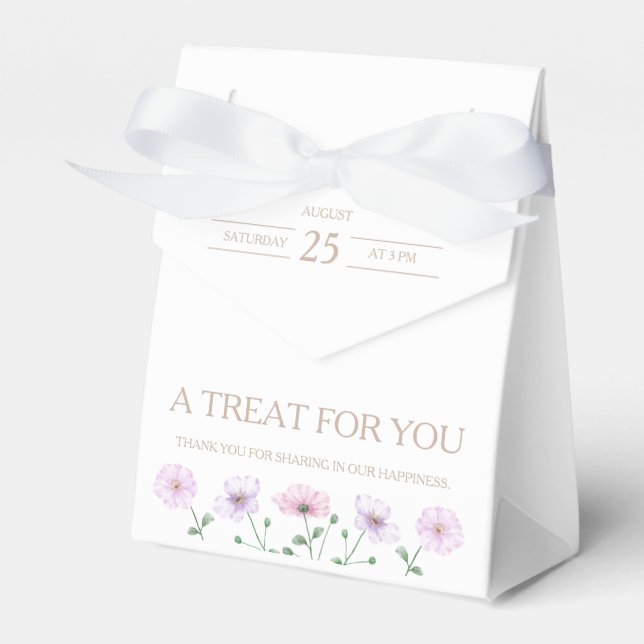 Favoritruta för babykläder för Lilac-Blommigt i an Presentaskar (Framsidan Sidan)