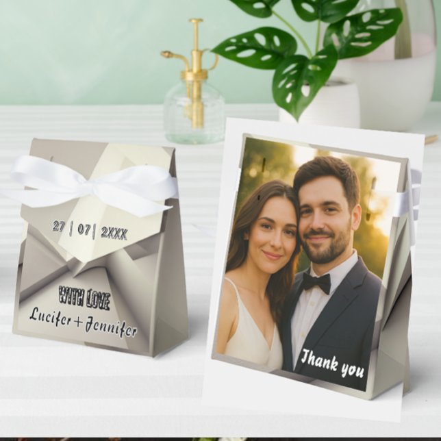 Favoritruta för elegantens geometriska bröllop med presentaskar (Skapare uppladdad)