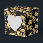 Favoritruta för parti-Guld-stjärnor Presentaskar<br><div class="desc">Parti-favoritruta som visas i en festive guld-stjärnorna-utskrift. Färg Black Anpassa det här objektet eller köp som det är. Lagrar-bild</div>