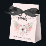 Favoritrutor för bröllop Tack Rustic Rosa Blommigt Presentaskar<br><div class="desc">Favoritrutor för Blommigt för Rustic Rosa i bröllop. Anpassa skräddarsytt med dina egna namn och datum.</div>