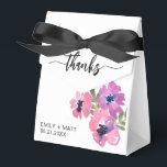 Favoritrutor för Rosa av Chic i bröllop Tack i Blo Presentaskar<br><div class="desc">Favoritrutor för Blommigt för Rosa av Chic i bröllop Tack. Anpassa skräddarsytt med dina egna namn och datum.</div>