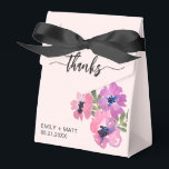Favoritrutor för Rosa av Chic i bröllop Tack i Blo Presentaskar<br><div class="desc">Favoritrutor för Blommigt för Rosa av Chic i bröllop Tack. Anpassa skräddarsytt med dina egna namn och datum.</div>
