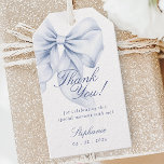 Favorittagg för Möhippan elegant blått fält Presentetikett<br><div class="desc">Den här märkrn av eleganten har en charmerande blå perfekt för en möhippa av "något blått". Designat i mjuk pastellvattenfärg kombineras romantiskt handskrivet skript med trendig vismiskt inslag. Idealisk för en dammig blå möhippa.</div>