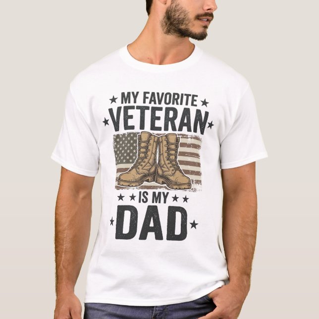 Favoritveteranpappapatriotiskstridsstövlarskjorta T Shirt (Framsida)