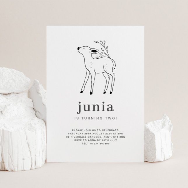 Fawn Linjedragning Födelsedagsinbjudan Inbjudningar (Skapare uppladdad)