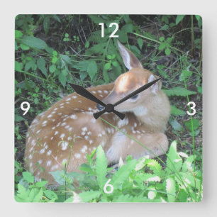 Fawn Wall Clock Fyrkantig Klocka