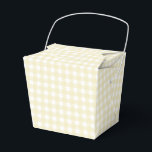 Faye och Lauren Pastel Gult Gingham Presentaskar<br><div class="desc">Vi presenterar våra charmerande Gingham-designade favoritboxar, det perfekt sättet att uttrycka tacksamhet till dina gäster i bröllop, födelsedagen eller företagsevenemanget. De här anpassade förmånslådorna gör att dina gäster känner sig speciella och lämnar ett bestående intryck. Varje förmånslåda har dimensioner på 4 tum i bredd, 2, 5 tum i längd och...</div>