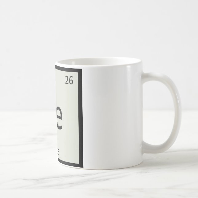 Fe - Fetaostkemisk periodiska systemetsymbol Kaffemugg (Höger)