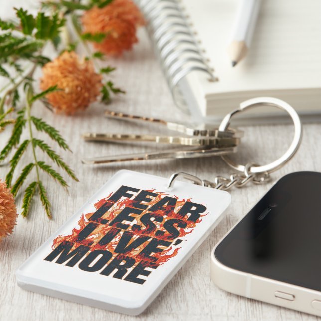 "Fear Less, Live More" Inspirational Quote (Högra Framsidan)