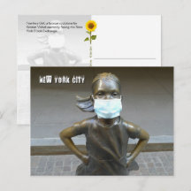 Fearless Girl som bär en ansiktsmask - NYC H vykor