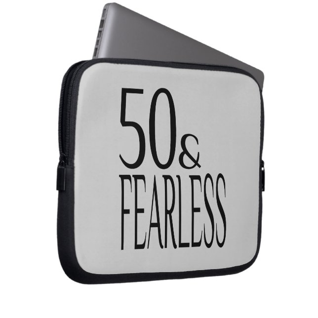 Fearless och femtio laptop sleeve (Framsidan Höger)