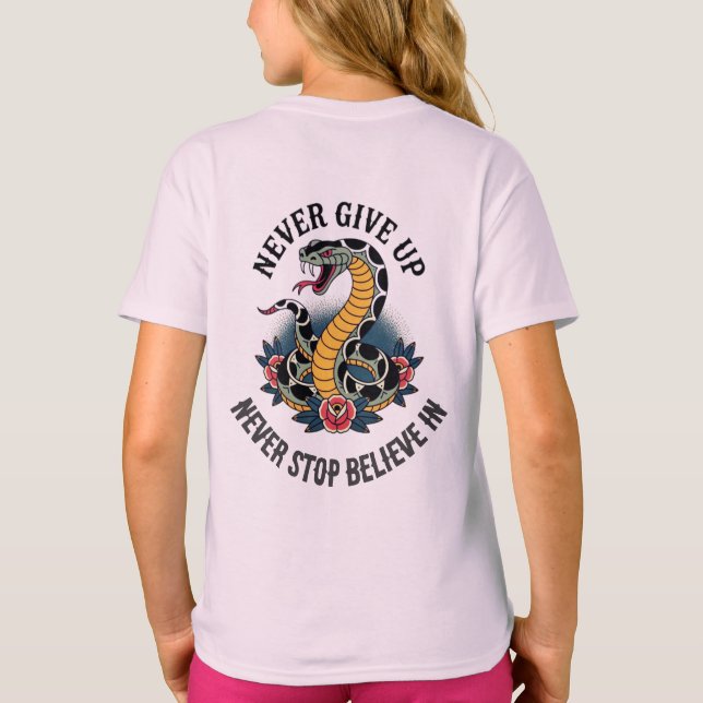 Fearless Spirit: Fet Snake och Ro Artwork T Shirt (Baksida)