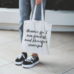 Fearless Woman-citat i modern skripttypografi Tygkasse<br><div class="desc">Ta med dig egenmakt överallt med den här djärva Fearless Woman-väskan. Med modern manustypografi i en elegant svart och vit design är det här temat perfekt för kvinnor som vill skapa ett starkt påstående. Det minimalistiska utseendet kombinerat med ett inspirerande budskap gör det till en snyggt och ett funktionellt hjälpmedel...</div>