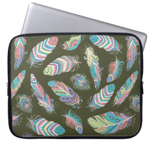 Feathers Boho Seamless Mönster. Etniskt stambasera Laptop Fodral