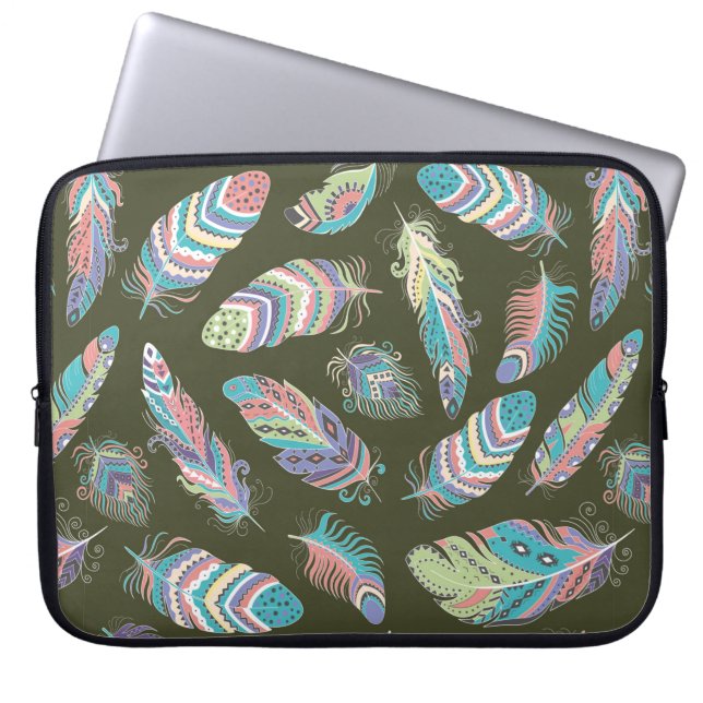 Feathers Boho Seamless Mönster. Etniskt stambasera Laptop Fodral (Framsidan)