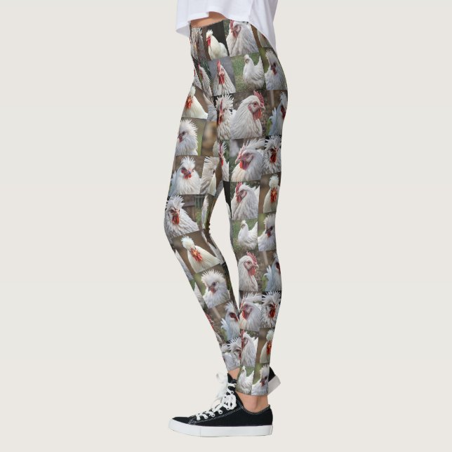 "Feathers in Focus: A White Chicken's Porträtt" Leggings (Vänster)