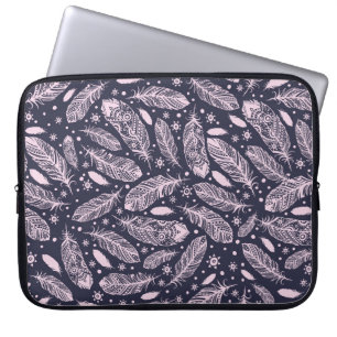 Feathery Fantasy: Romantic Mönster Creation Laptop Fodral