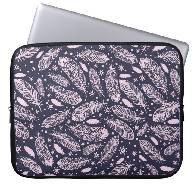 Feathery Fantasy: Romantic Mönster Creation Laptop Fodral (Framsidan)