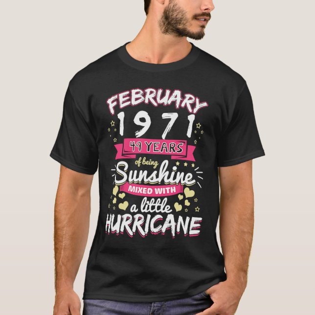 FEBRUARI 1971 Flickor 49 år med solskensblandning  T Shirt (Framsida)