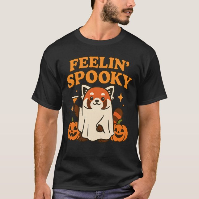 Feelin’ Spooky Red Panda Halloween T Shirt (Framsida)