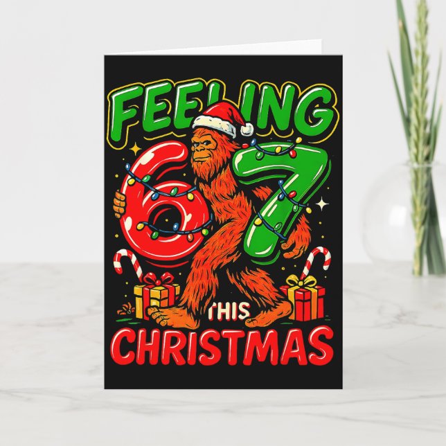 Feeling 67 This Christmas Funny Bigfoot  Kort (Framsida)