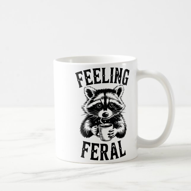 Feeling Feral Raccoon Coffee Cute Funny Trash Pand Kaffemugg (Höger)