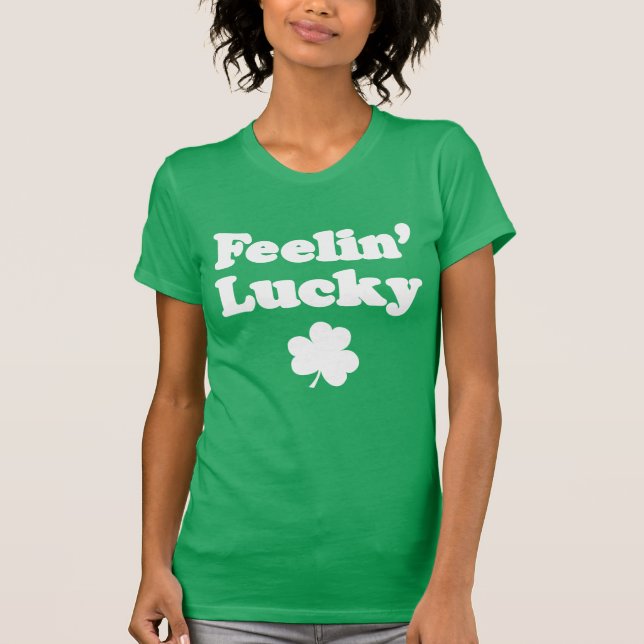 Feelin'Lucky Shamrock (PÅ MÖRKEN) Tee Shirt (Framsida)
