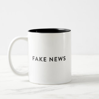 Fejka nyheternamugg#FakeNews Två-Tonad Mugg