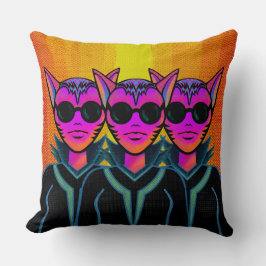 Feline Character in triplicate Kudde