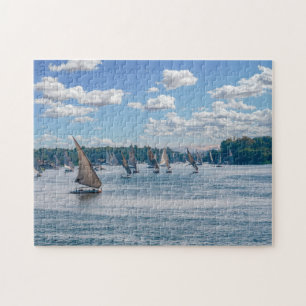 Feluccas seglar längs Nilen - Aswan, Egyptenen Pussel